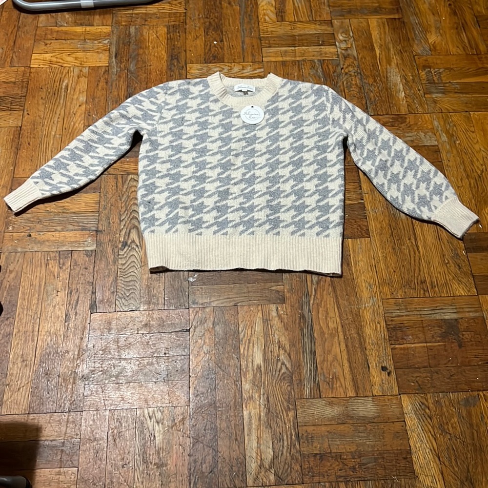 Women sweater